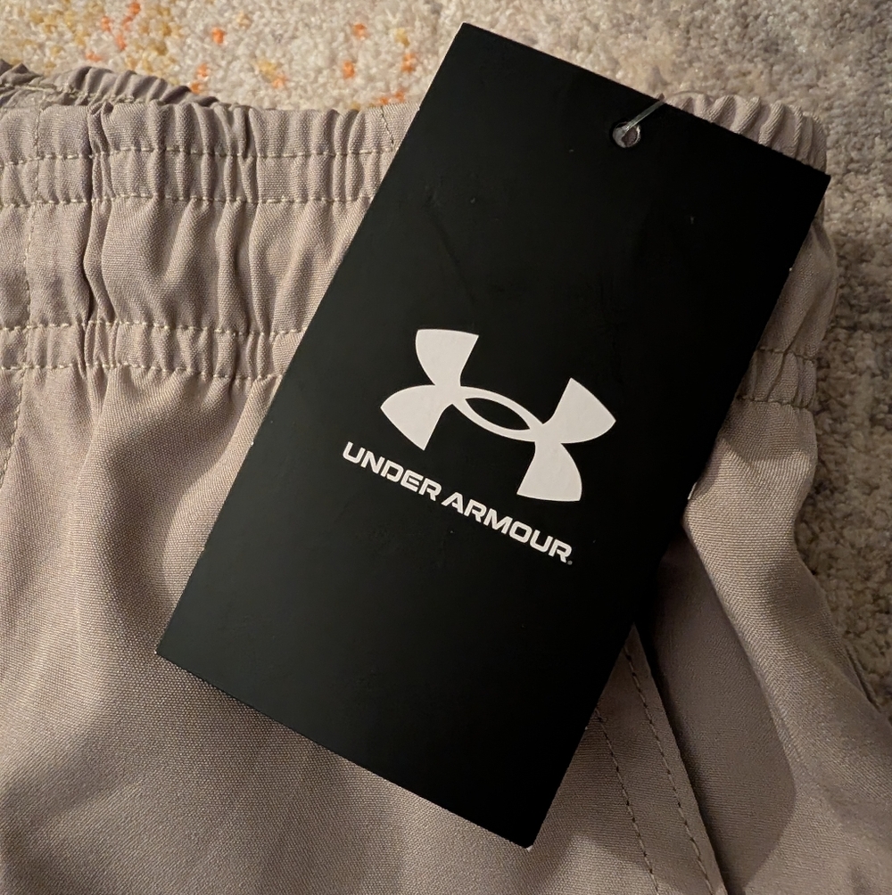 Under Armour Cargo Pants - Picture 4 of 14